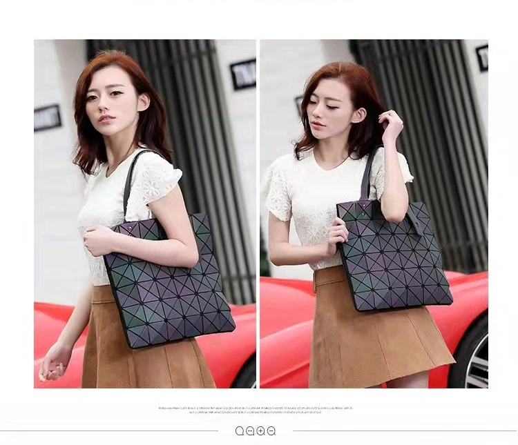 Designer Geometric Tote Bags Fashion Lady Handbags with Holographic Reflective for Daily, Shopping, Business RS-Cn1291-8