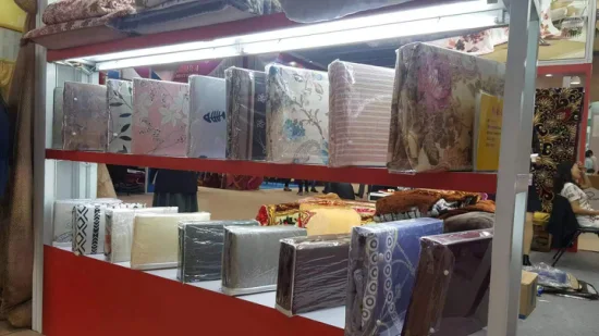 Ropa cuadrada Tela a prueba de polvo Bolsa de almacenamiento plegable Tamaños grandes Almacenamiento de guardarropa Organización Plástico transparente Embalaje de PVC Cremallera Bolsa de borde suave para edredón edredón